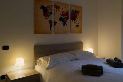 Mattias Apt - The House Of Travelers