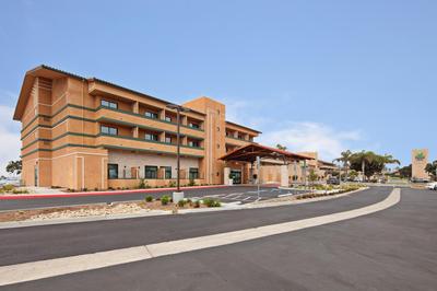 Holiday Inn Express Hotel & Suites Ventura Harbor by IHG