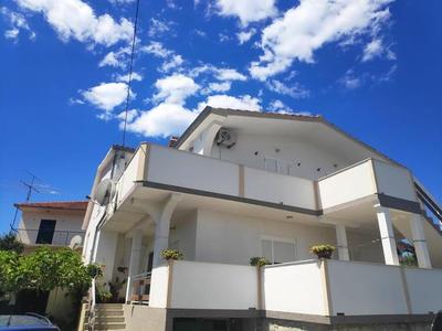 Apartmani Lučica