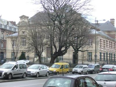 EGG HOTEL - HOTEL LES GENS DE MER Dieppe