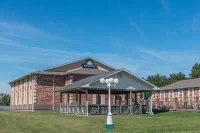 Days Inn by Wyndham Perryville MO
