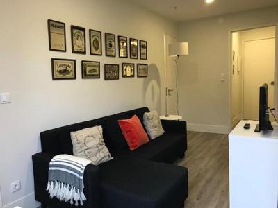 Romantic 1 Bedroom Apartment at Roma Avenue - 1C