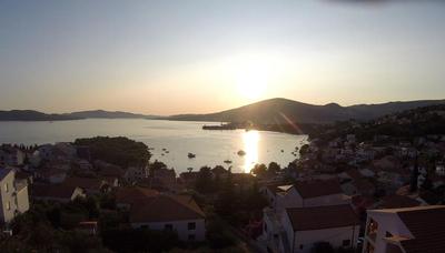 Apartment for four persons with sea view in Trogir near the beach