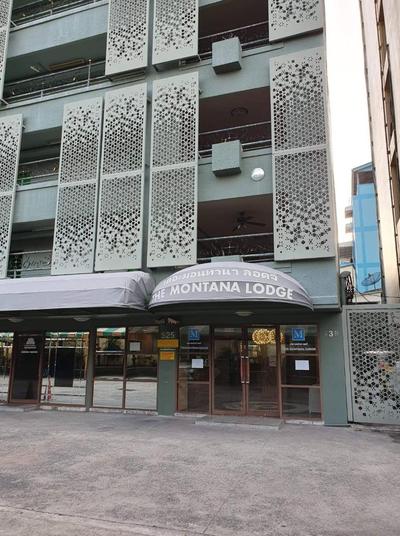 The Montana Lodge-Sathorn