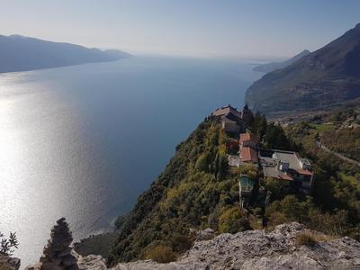 Appartamento Tobias 201 La Portella by Gardadomusmea