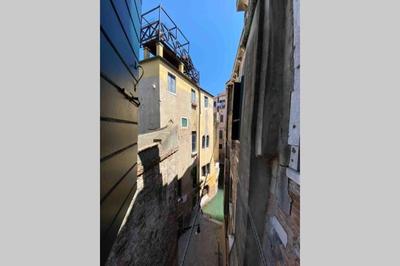 at 1 minute from San Marco square