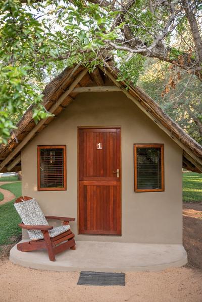 Shumba Safari Bush Camp