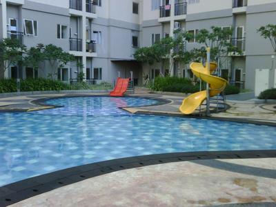 Fully Furnished and Spacious 2BR Maple Park Sunter Apartment By Travelio