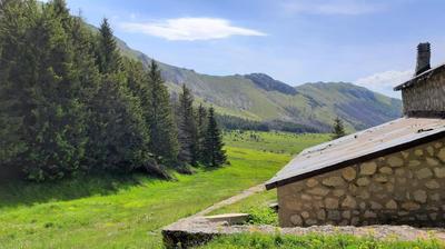Casa ai piedi del monte Camicia