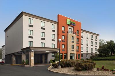 Holiday Inn Express Boston - Saugus by IHG