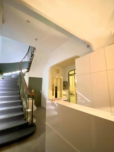 Authentic by Balladins, Hôtel Le Carré d'Aix