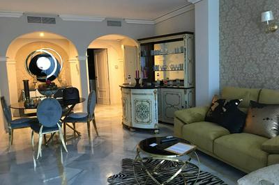 Magna Marbella Luxurious apt at 5 mins from the beach by easyBNB