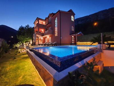 Home DESPACITO in Klis, Split - private heated pool