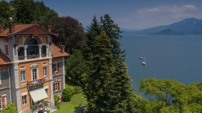 Villa Selva Luxury Lakeview Apartment