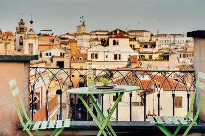 Beautiful designer flat close to Pantheon
