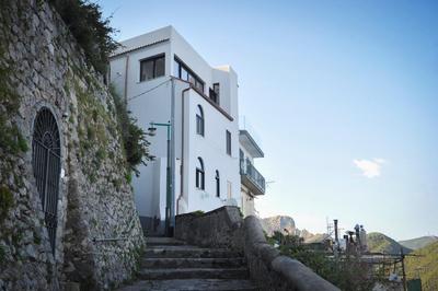 Iolanda Apartment