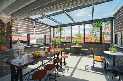 Narcissus Hotel & Apartment