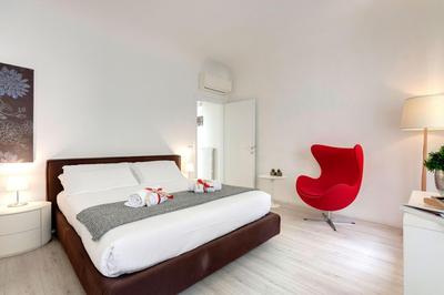 Velluti Apartment by Mamo Florence