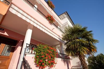 Apartments Paola