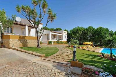 Villa Monte Branco - Private Swimming Pool