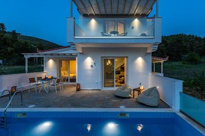 Villa Amarandos