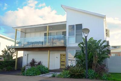 Caves Coastal Bar & Bungalows