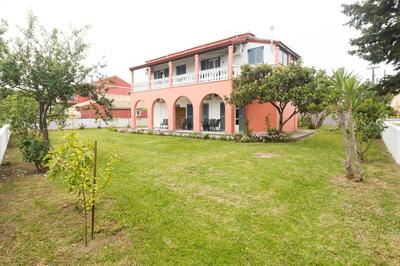 Mariposa Apartments next to the Sea