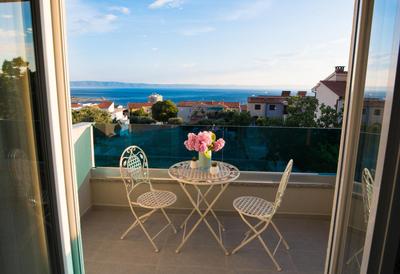 Sea view luxury studio apartment