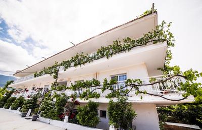 Hotel Fourkos