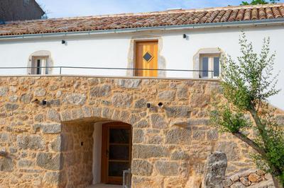 Villa MAY