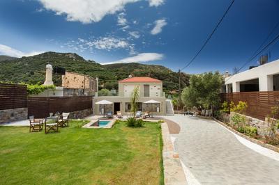 Tzouganos Villa