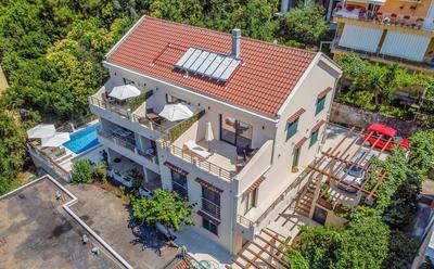 Square Point Apartments