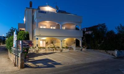 Apartments Villa Filip