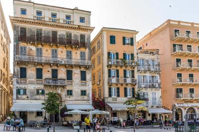Liston Boutique Suites by CorfuEscapes