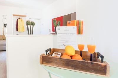 SorrentoVibes - Central Sorrento Apartment by PiazzaTasso&OldTown