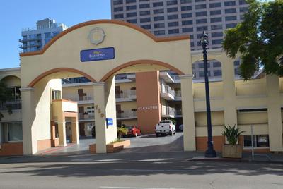 Baymont by Wyndham San Diego Downtown