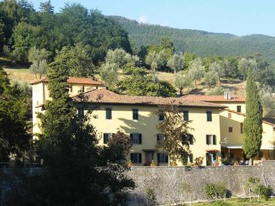 Villa Mario, piscina privata,aria cond,immersa nel verde,campagna Toscana