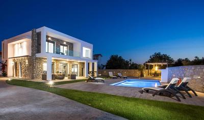 Modern Villa with Pool & Garden Kastalys, Rhodes