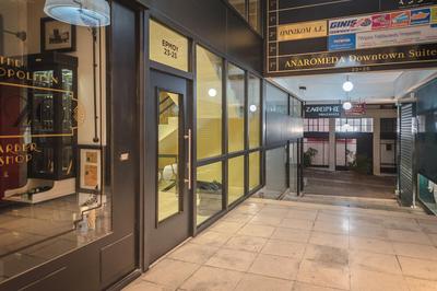 Brand New Ermou Veni Apartment