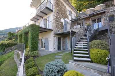 Casa di campagna Rosina con piscina e vista lago
