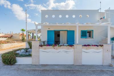 La Maison Blue con giardino pet friendly