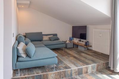Max Apartment