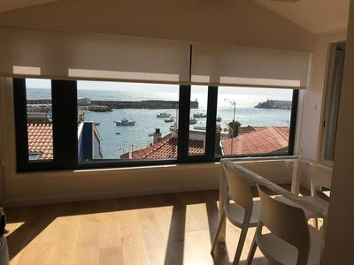 Ático en el puerto con vistas al mar
