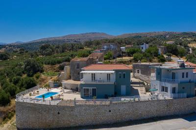 Haravgi 3 Bedrooms Villa