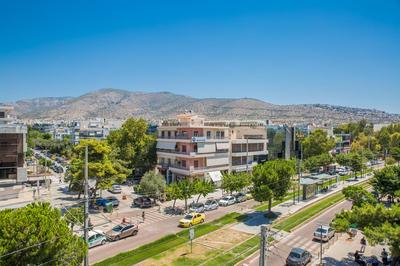 D9 center of Glyfada