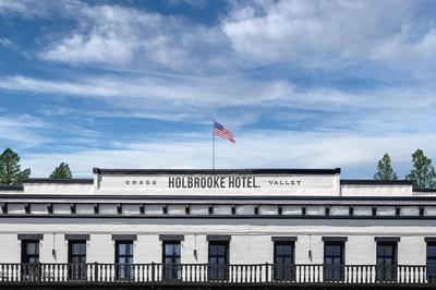 The Holbrooke Hotel 1