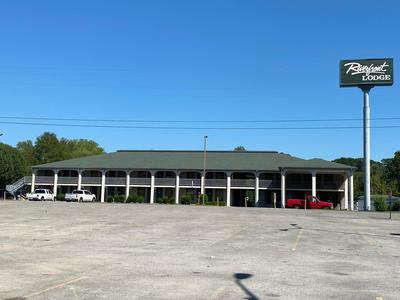 Riverfront Lodge, Photo 2
