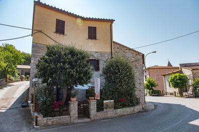 Le Casette Country House