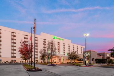 Holiday Inn La Mirada Buena Park by IHG