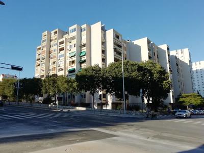 Full equipped flat close to all